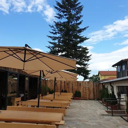 Хотел-Ресторант Геновата Къща Pensjonat Kableshkovo (Burgas)