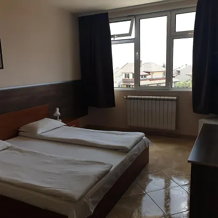 Хотел-Ресторант Геновата Къща * Kableshkovo (Burgas)